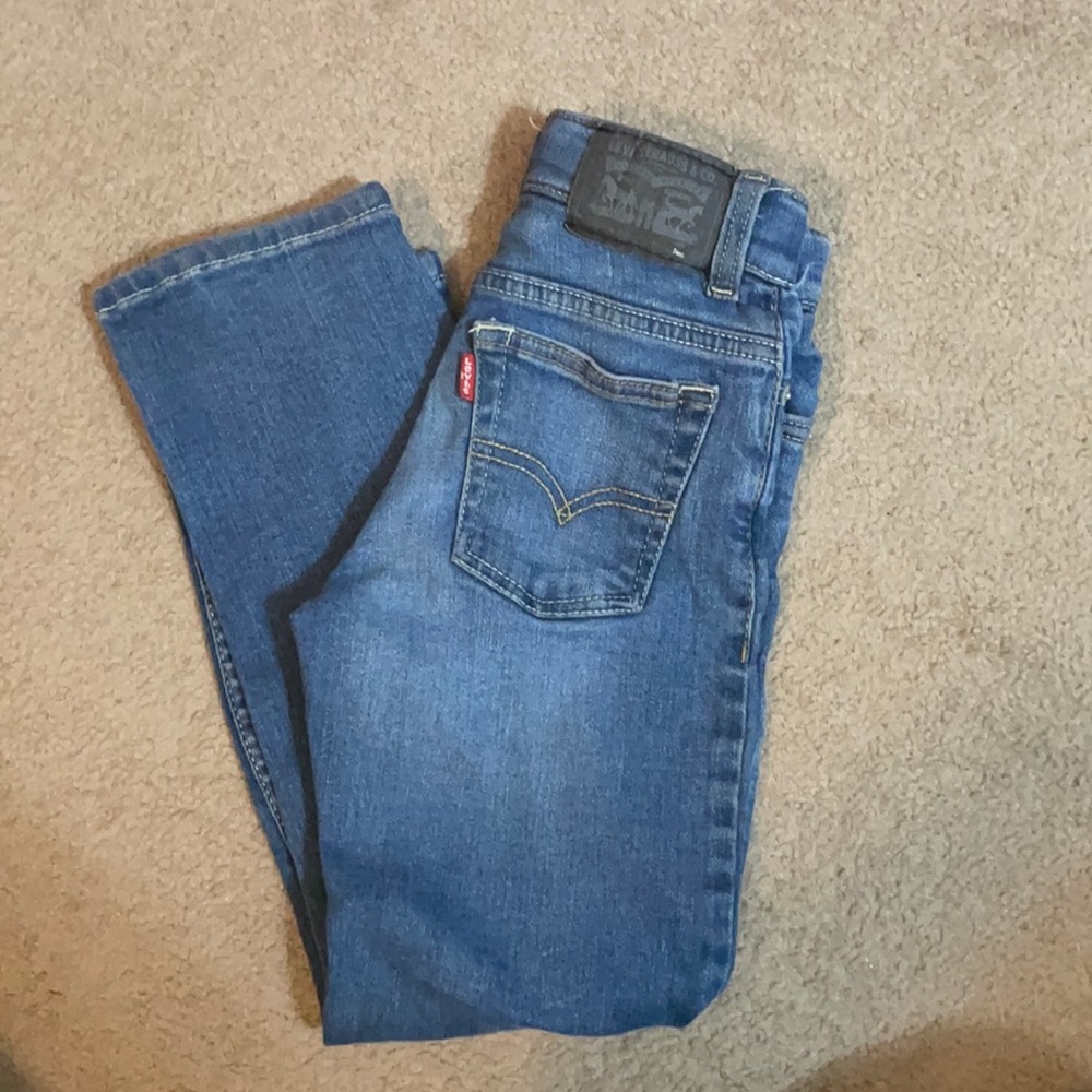 Little boys Levi’s size 7 regular